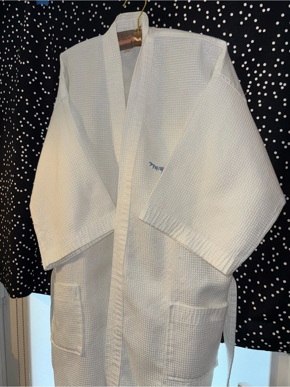 Resort Spa Robe -  Waffle Knit with Front Pockets - Picture 2 of 5